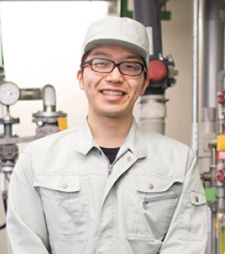 先輩社員インタビュー